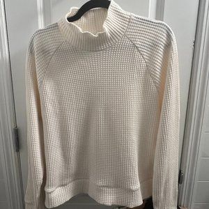 NWOT! Apres ski!! North Face Waffle knit cream turtle neck sweater, size M